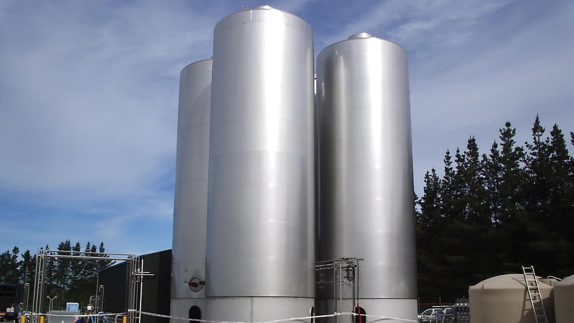 Mercer Stainless Silos